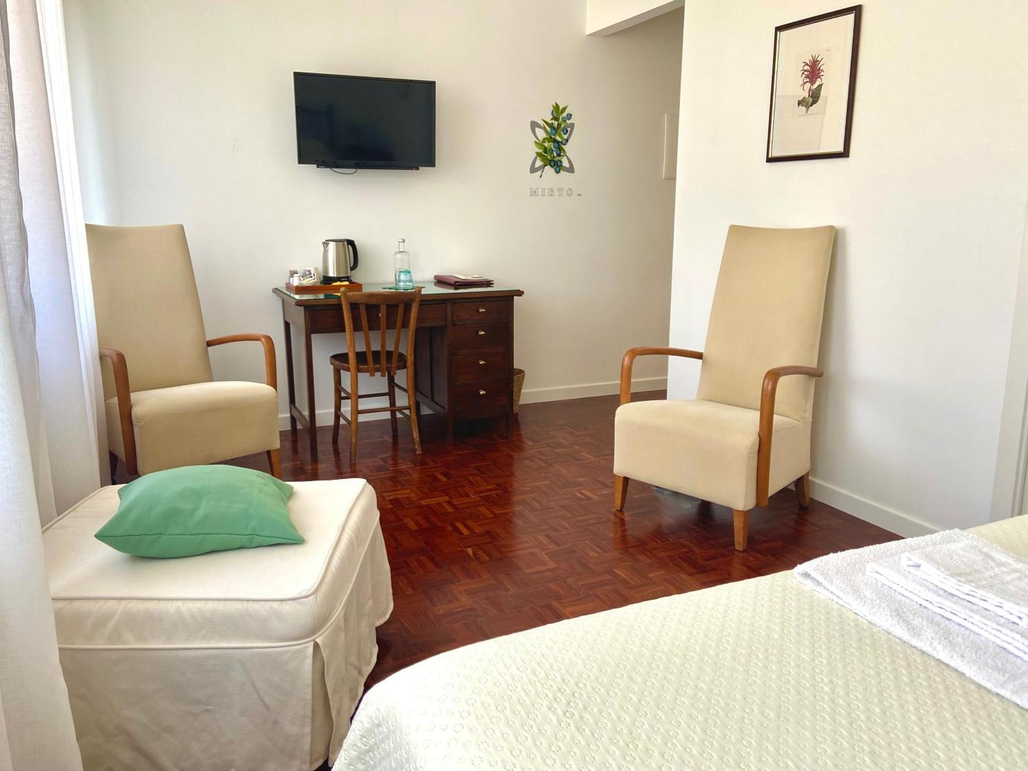 Locanda Dei Buoni E Cattivi Cagliari Ngoại thất bức ảnh